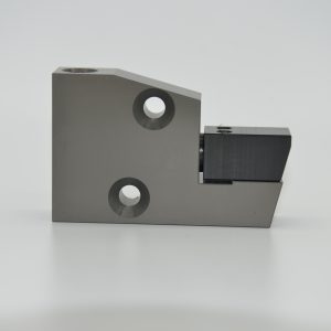 Front Gauge of Stitching Head